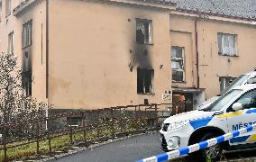 Woman dies in fire in senior home in North Bohemia