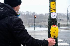 contactless pedestrian sensor at the pedestrian crossing due against COVID-19