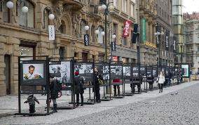 Photo exhibition Undesirable Moments, photo manipulation, Vaclav Havel