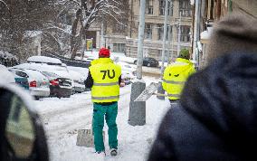 Prague, snow, utility, snow, pedestrian.