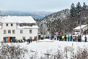 queue of commuters waiting for mandatory coronavirus tests in Bayerisch Eisenstein