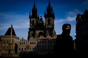 Old Town Square, people, man, face masks, mask, coronavirus, COVID-19, without tourists