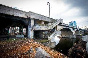 Liben bridge, cubism