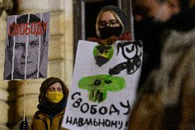 Demonstration, protest, people, release Navalny, support, Prague, slogan  Freedom for Navalny