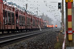 Train (railway) accident (collision), cargo, transport, new cars