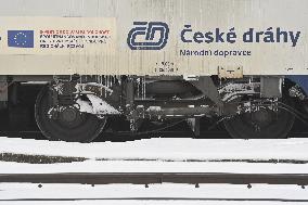 snow, weather, winter, railway station, Lysa nad Labem