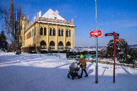 The Governorｴs Summer Palace, Promenade of Anna Politkovskaya in the Stromovka park, Prague