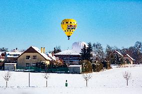 flying balloon, inflatable balloon, inscription AAA Taxi, Taxi balloon, yellow color, advertising