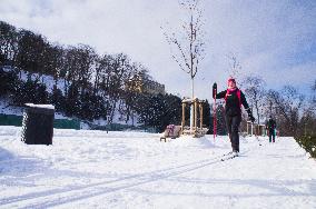 Stromovka park, Prague, winter, snow, cross country skiing, weather, people