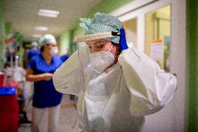 Department of anesthesiology and resuscitation for patients with COVID-19 disease in the Trutnov Hospital