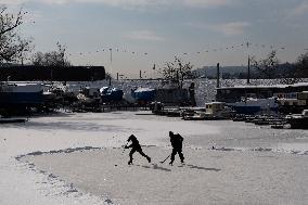 Prague, winter, snow, weather, people