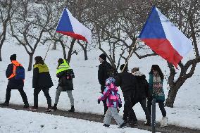 Saint Valentine march, Let Us Open the Czech Republic - Chcipl PES (PES/DOG Croaked)