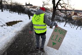 Saint Valentine march, Let Us Open the Czech Republic - Chcipl PES (PES/DOG Croaked)