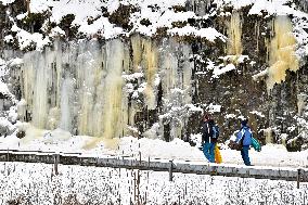 rock, ice, icicles, weather, winter, snow