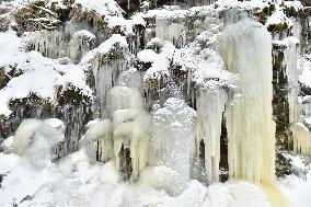 rock, ice, icicles, weather, winter, snow