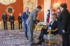 Milos Zeman, Petr Suk, Marie Benesova