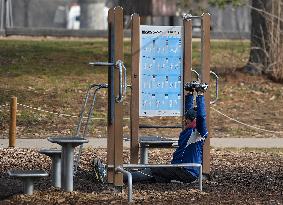 man, exercise, Stromovka Park, Prague