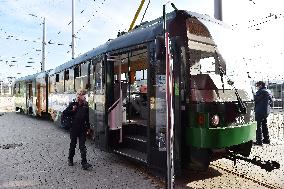 tests, testing, COVID-19, coronavirus, beer tram, Brno