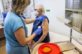 vaccination center in Hradec Kralove, vaccine, covid-19, coronavirus