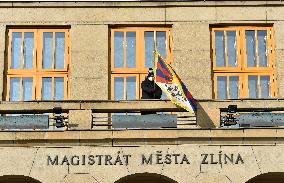 JAKUB MURON, Zlin, Tibet flag