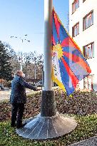 Hradec Kralove City Hall raises Tibetan  flag