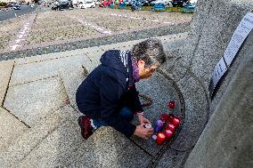 Masarykovo Square, Decin, memorial, little white cross, victims, coronavirus, covid-19