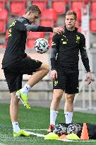 Tomas Soucek, Jakub Vydra, Czech Republic national football team, training session