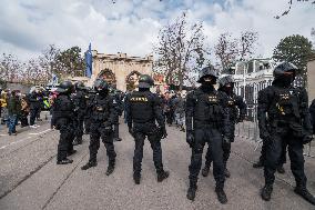 Embassy of the Russian Federation in Prague, protest, demonstration, police