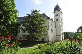 Hruby Rohozec Castle
