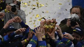 players of Rytiri Kladno Team (Knights of Kladno), winner, return to Extra League