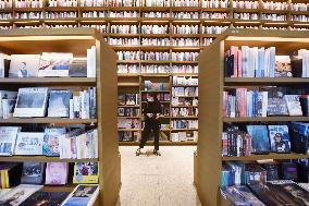 Daikanyama T-Site Opened Its First Store in China