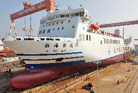 Asia's Largest Multi-purpose Ro / Ro Ship In Yantai City
