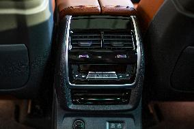 BMW X7 Car Decoration