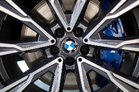 BMW X7 Car Decoration