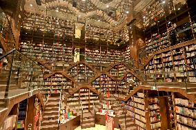 China Chongqing Zhongshuge Bookstore