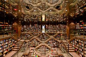 China Chongqing Zhongshuge Bookstore