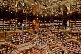 China Chongqing Zhongshuge Bookstore