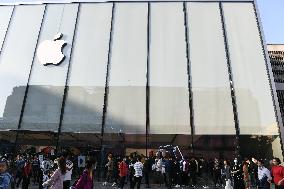 Apple IPhone 12 On Sale