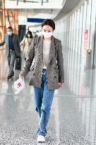 Actress Tongshu Yang