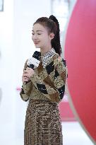 Actress Wu Jinyan