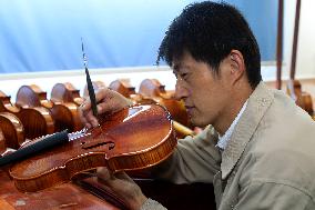 Oriental Violin Home