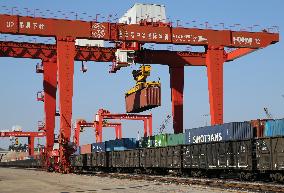 China-europe Freight Trains Grow