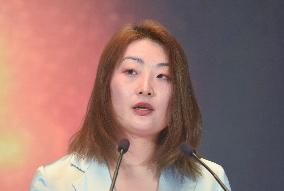 Fuli Zong At The Annual Meeting of Zhejiang Businessmen in 2020