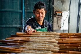 Traditional Sweet Potato Vermicelli Process