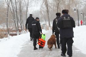 The Police Rescued The Golden Retriever
