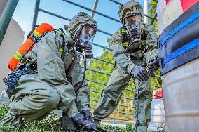 Armed Police Officers And Soldiers Conducted Emergency Drill