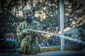Armed Police Officers And Soldiers Conducted Emergency Drill