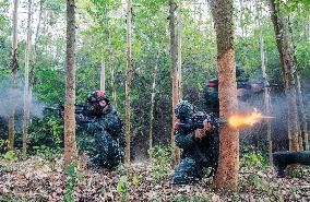 Special Operations Team Members Extreme Training