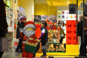 Lego store on Christmas Eve in Beijing