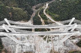Hongxi Mega-bridge Opened